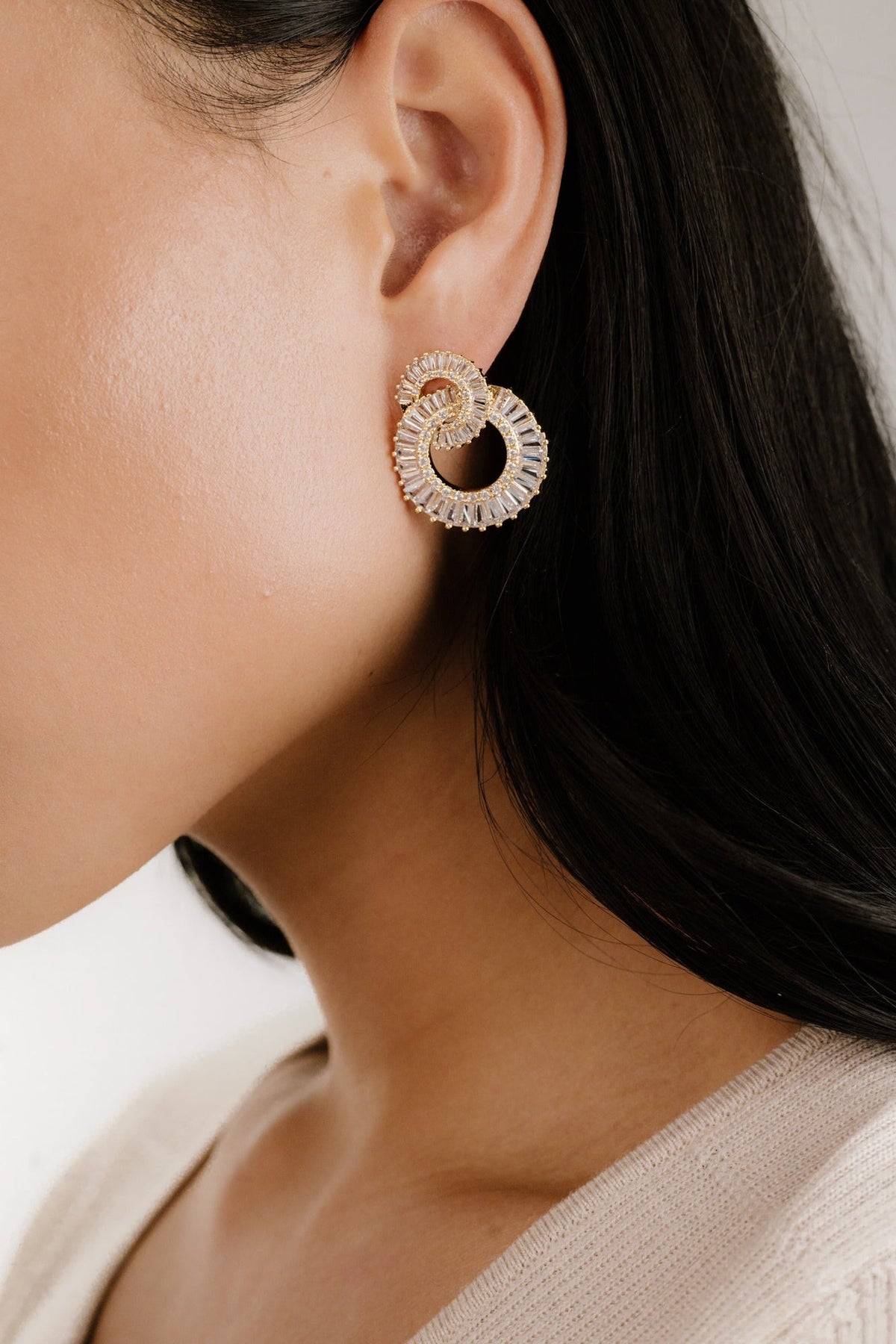 Rotating Circles Crystal Earrings